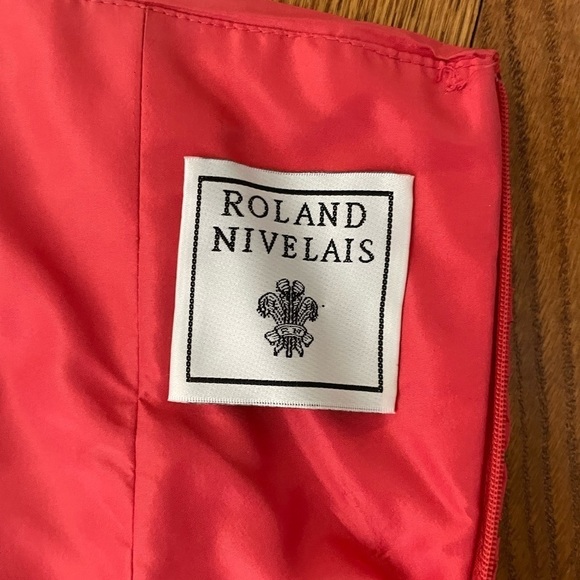 Roland Nivelais Gown - Picture 6 of 8